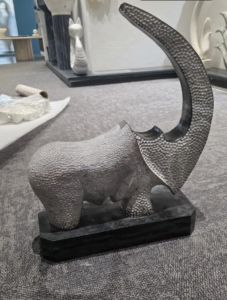Stone Artefacts sample 22 — Stone World