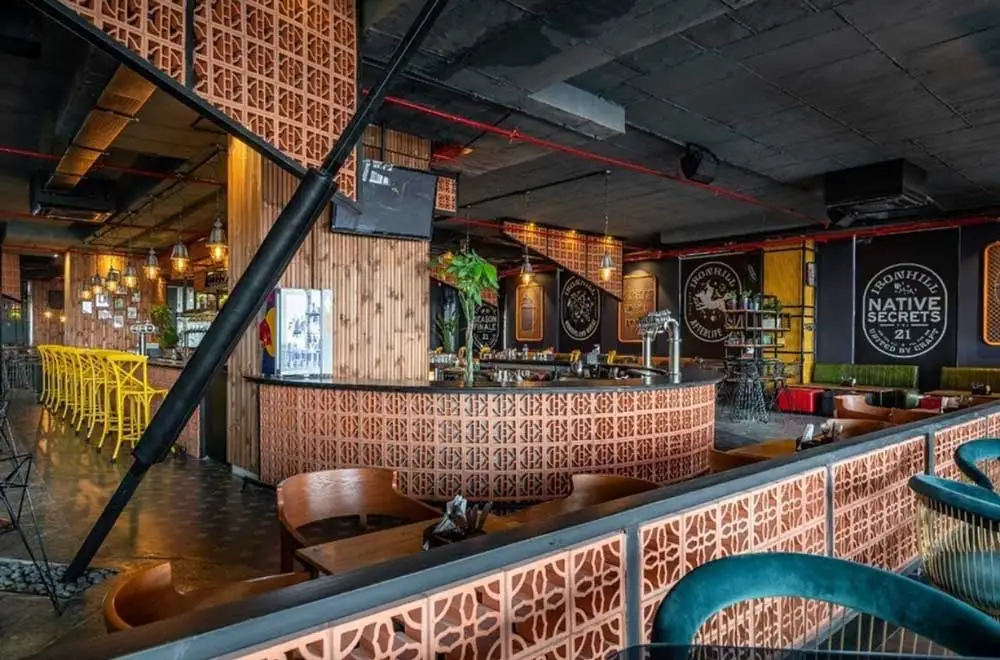 Best Natural Stone Bar Counter Designs project by Stone World